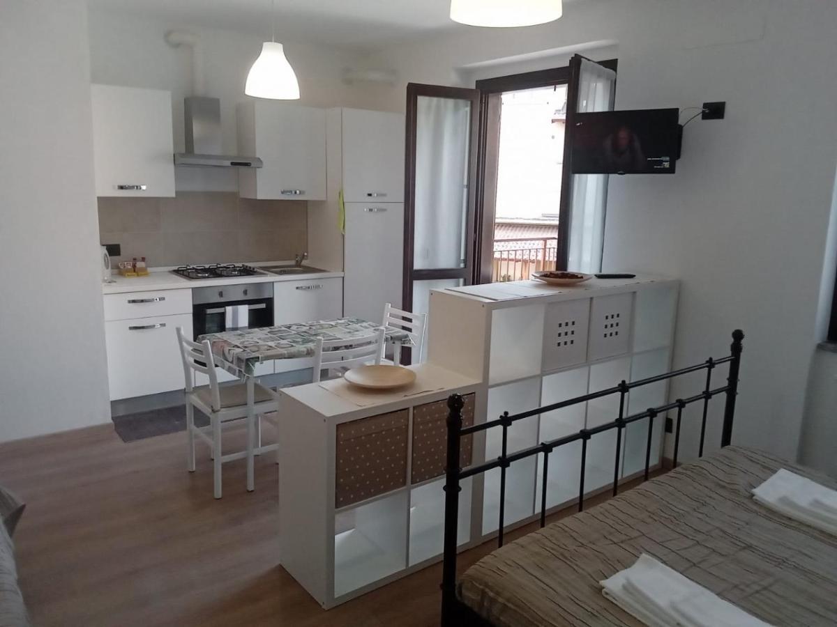 Casa Stefania 3 Apartman Mandello del Lario Kültér fotó