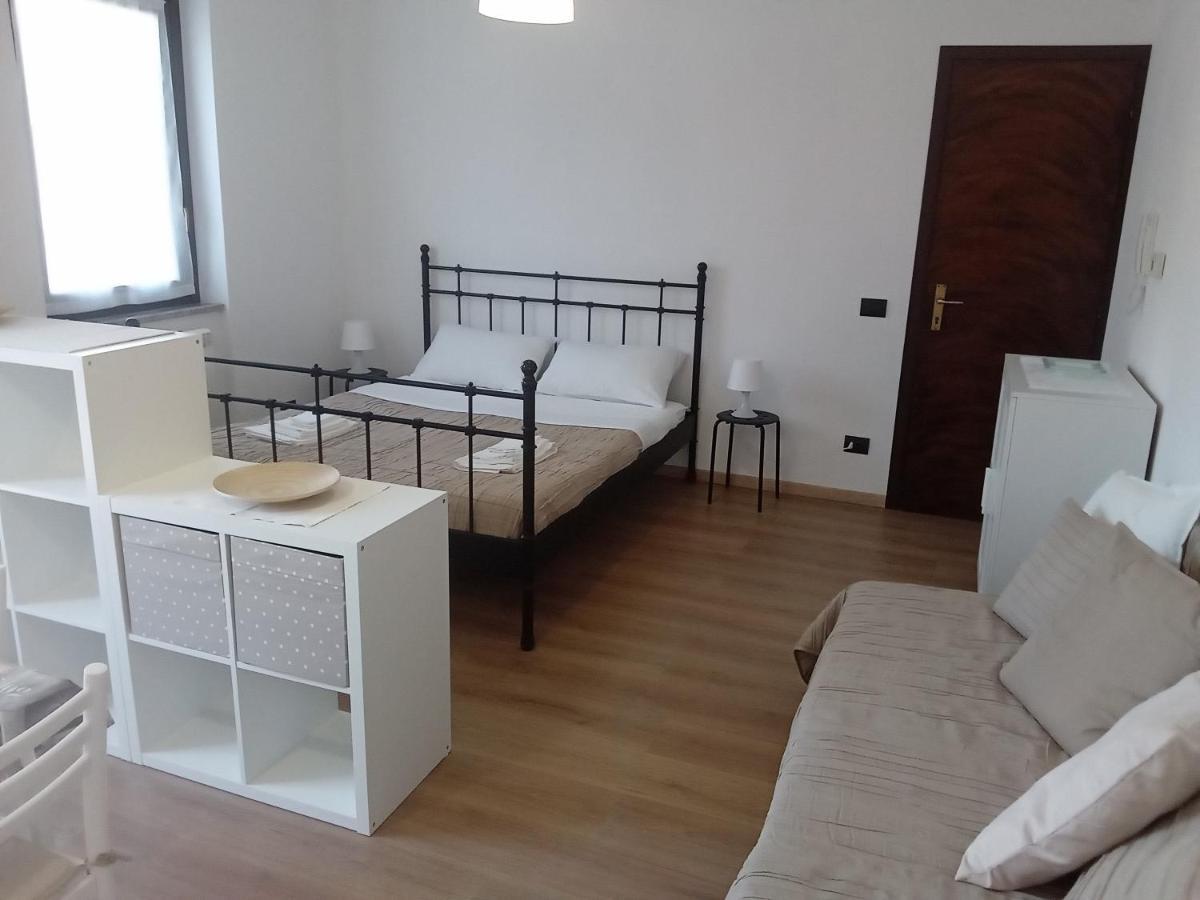 Casa Stefania 3 Apartman Mandello del Lario Kültér fotó